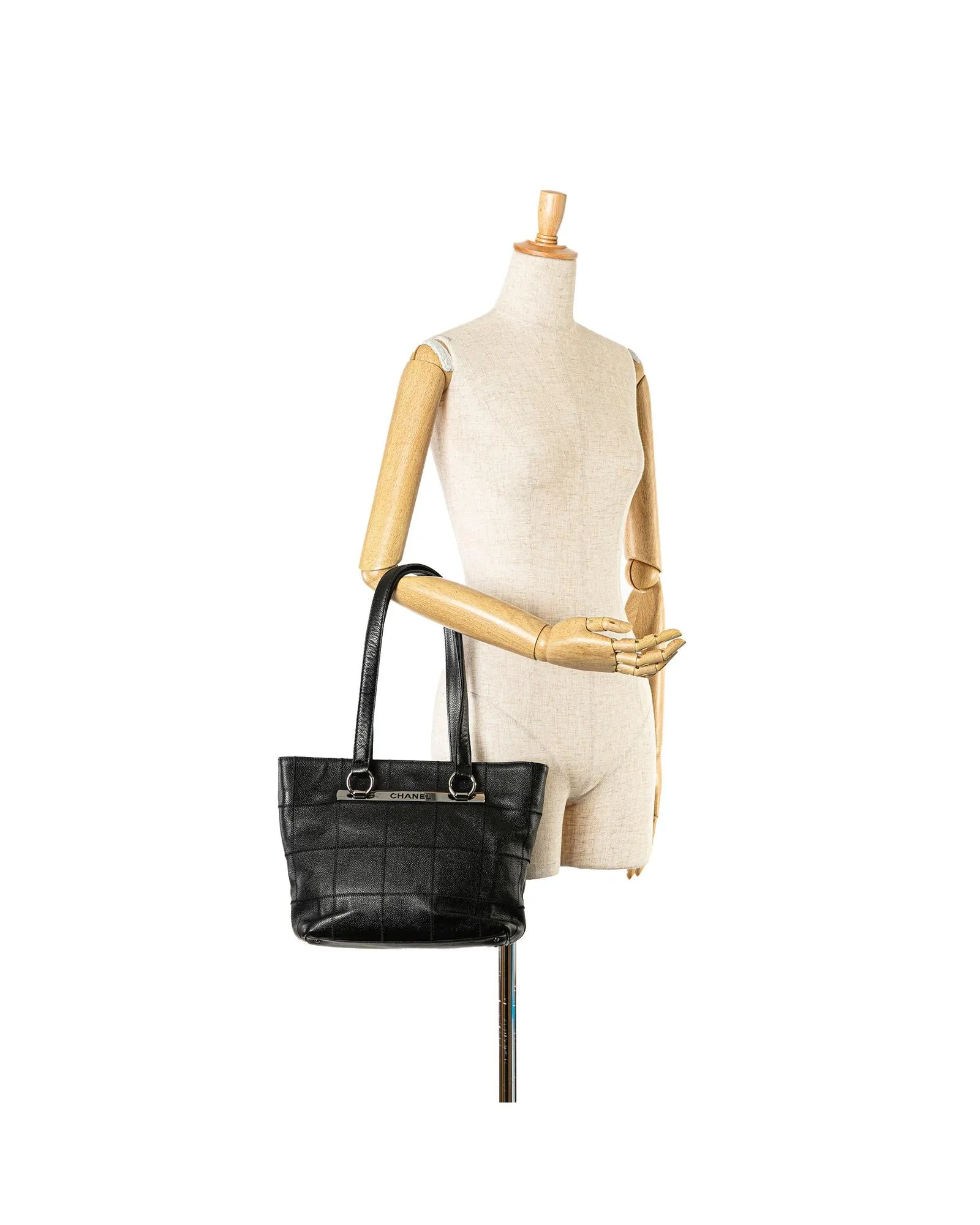 Caviar Leather Tote with Interior Zip and Slip Pockets