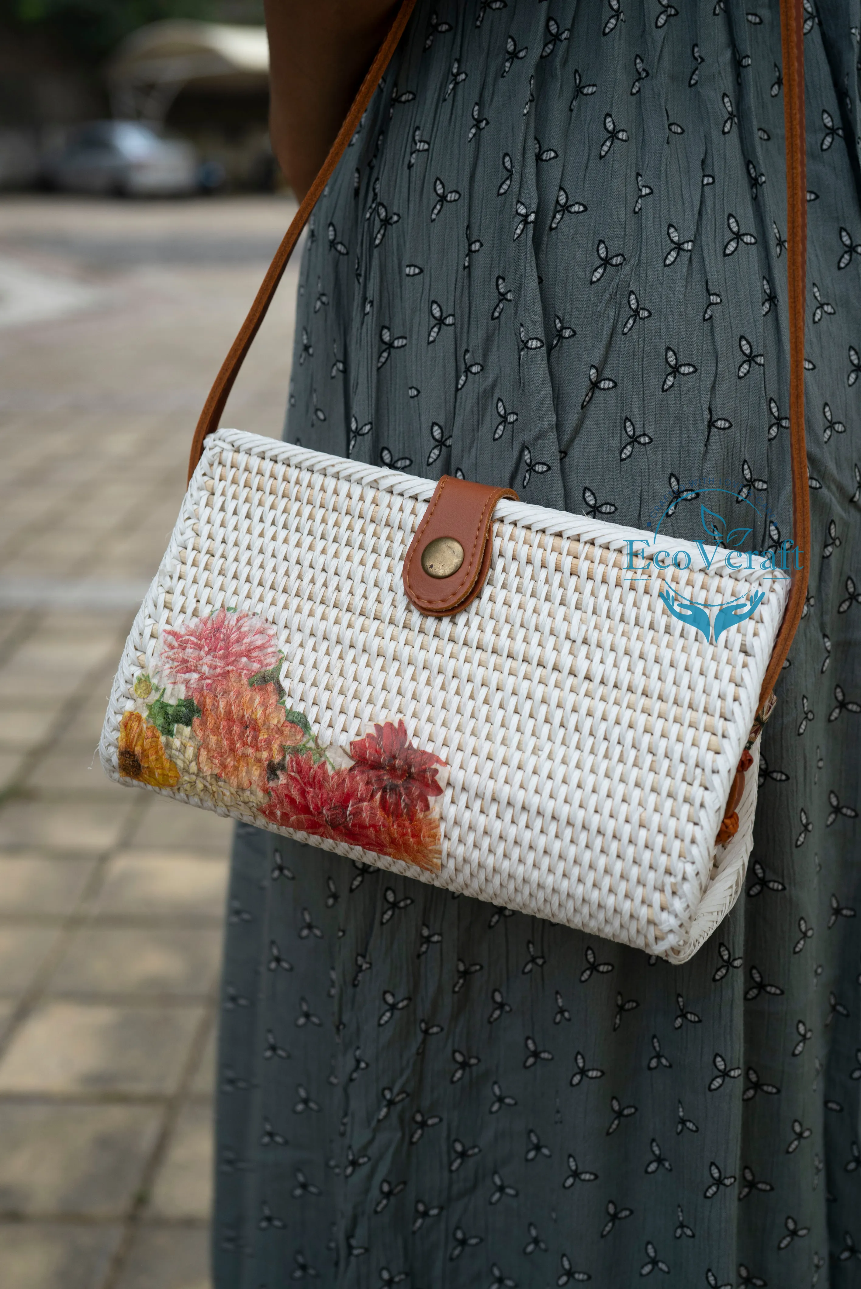 Dahila Classic White Triangular Crossbody Sling Bag
