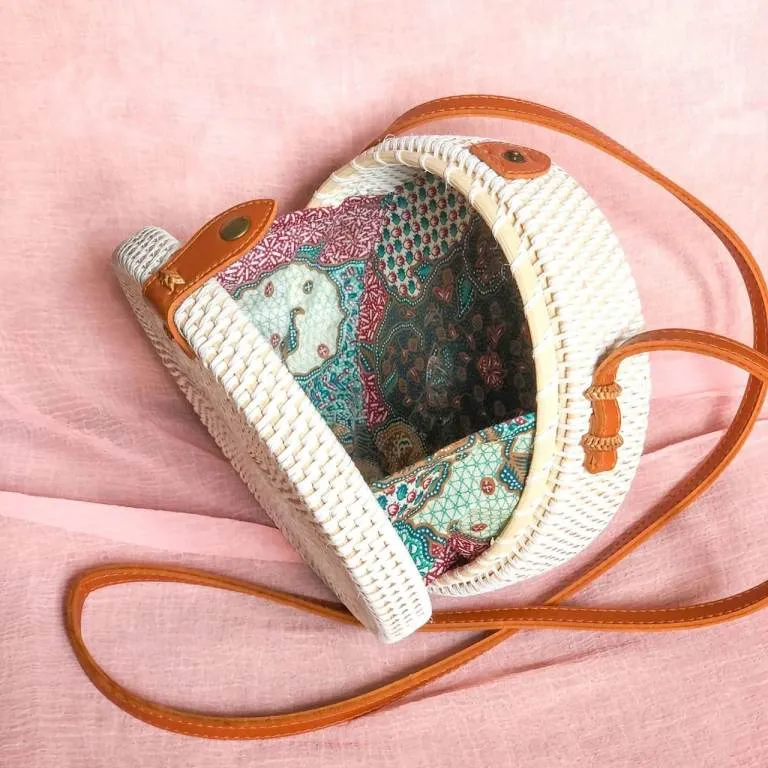 Funky Fashioninsta White Round Sling Bag