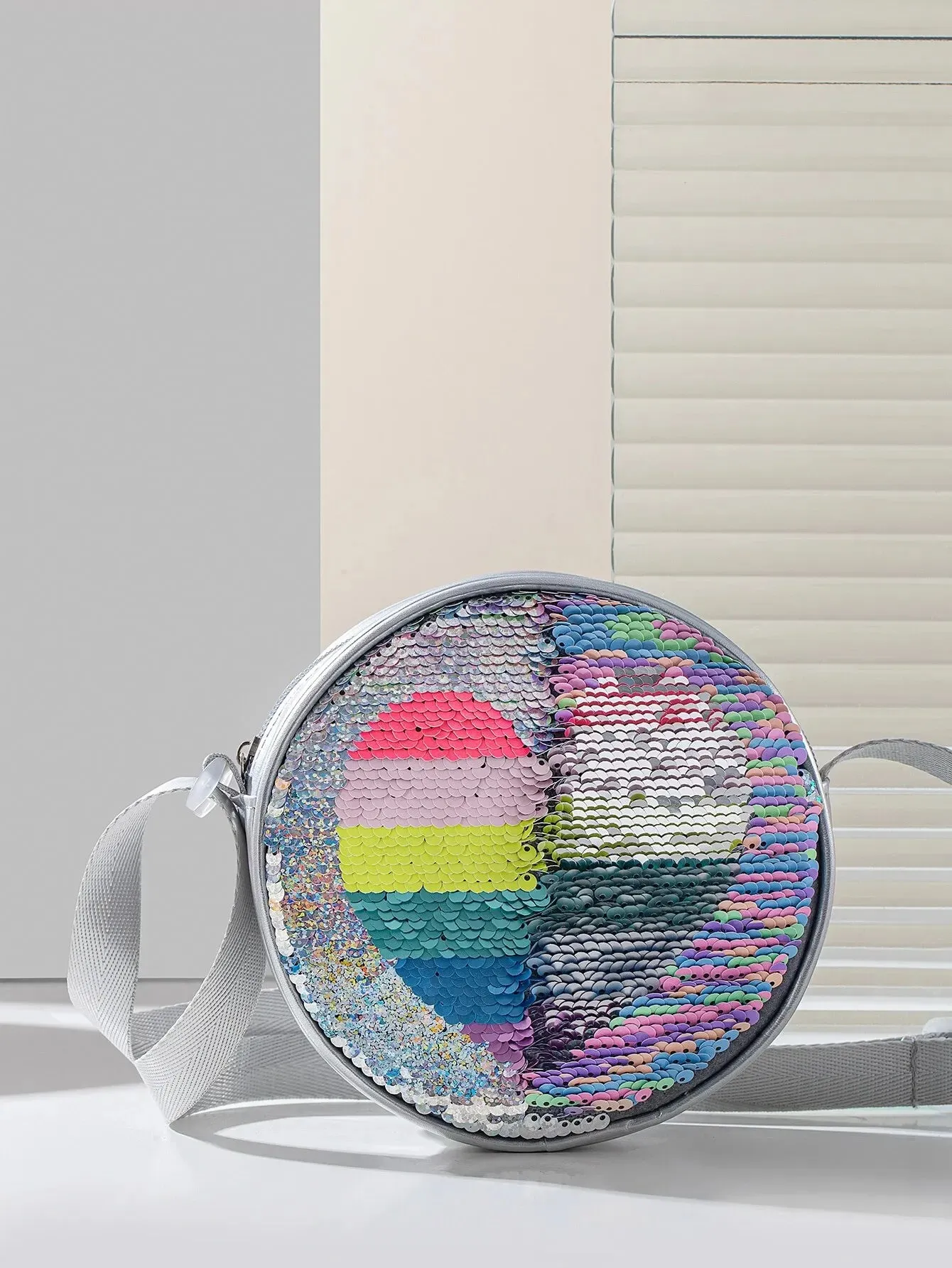 Girls Reversible Sequin Heart Pattern Round Bag, Cute Kids Messenger