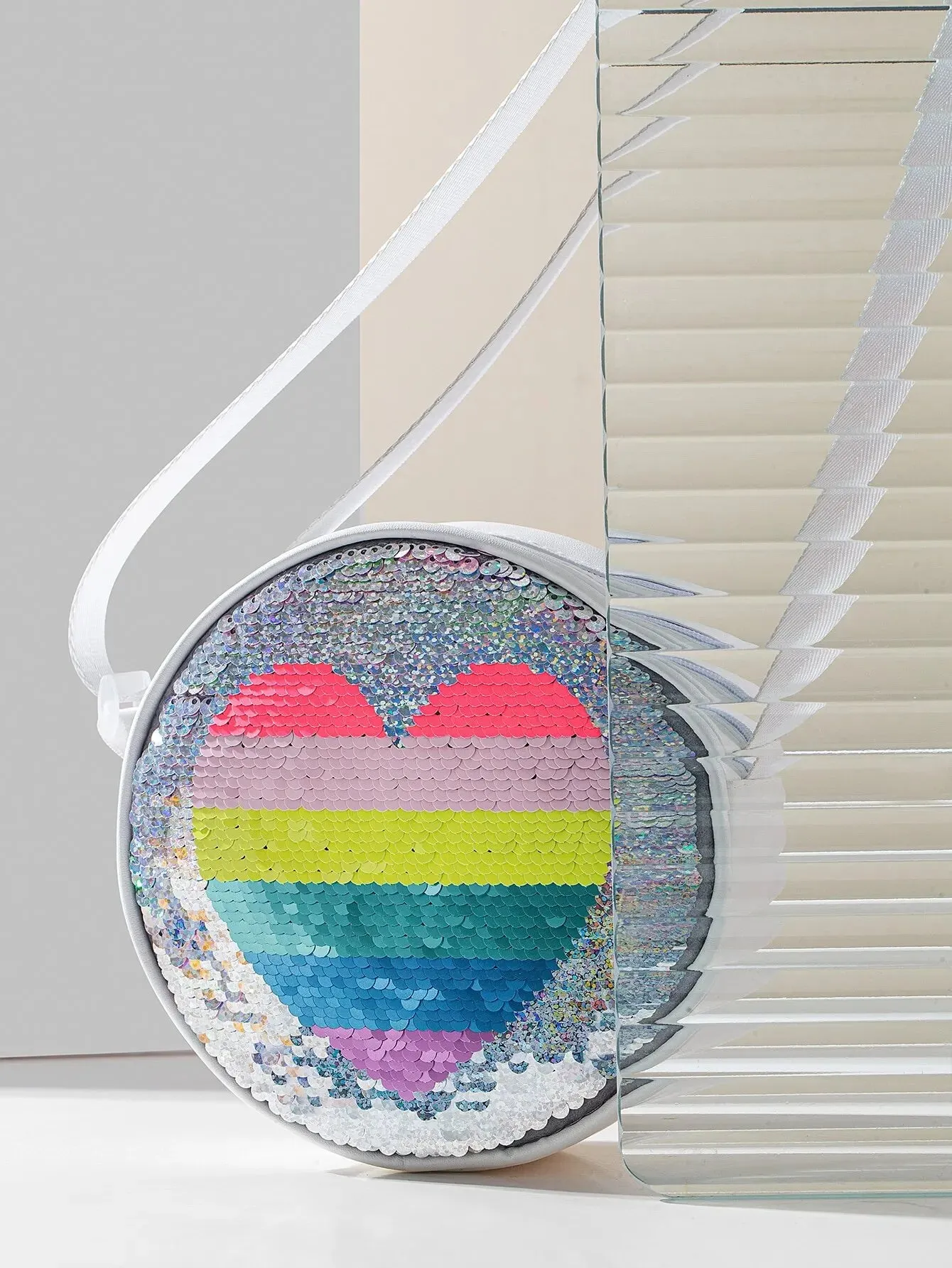 Girls Reversible Sequin Heart Pattern Round Bag, Cute Kids Messenger