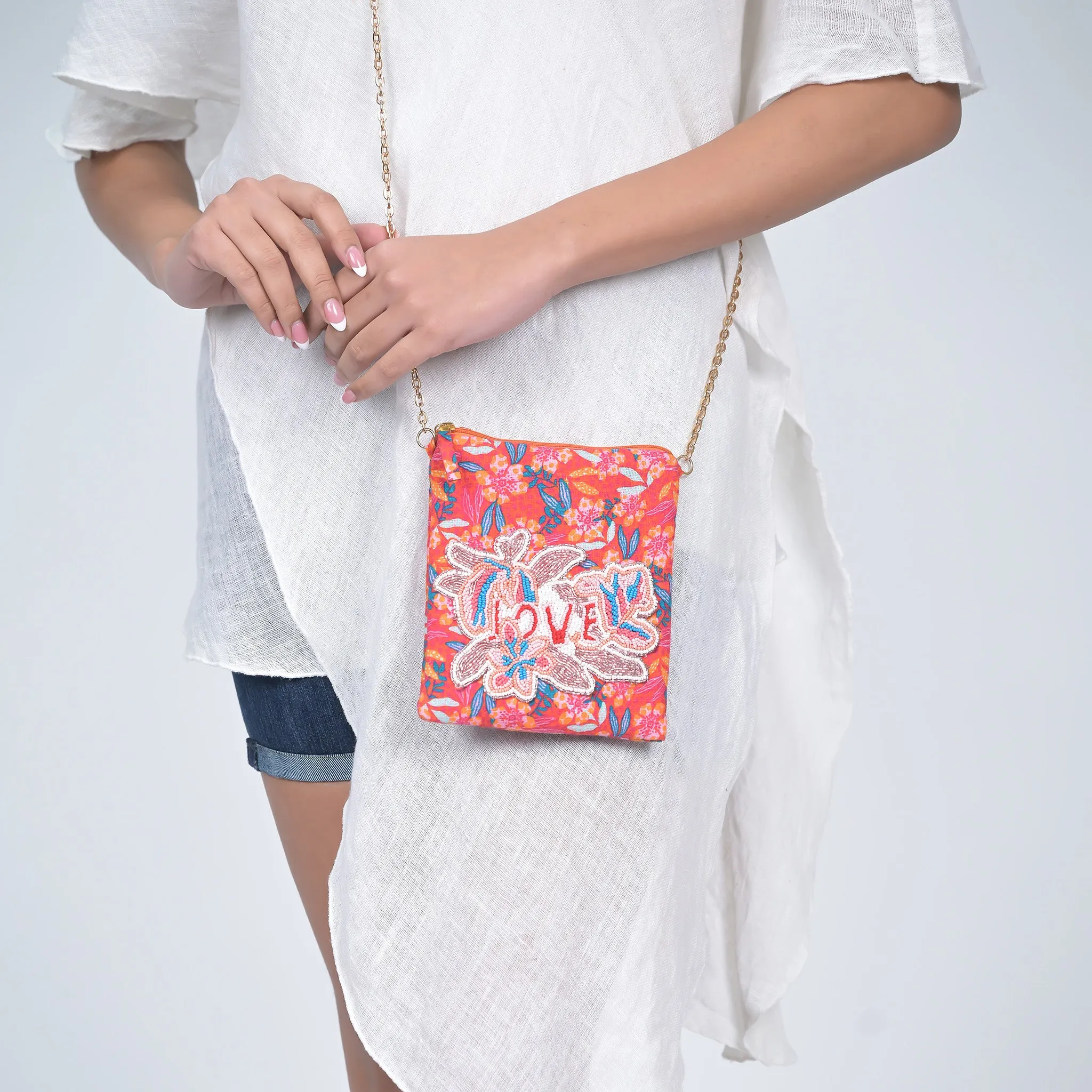 LOVE SLING BAG - ORANGE