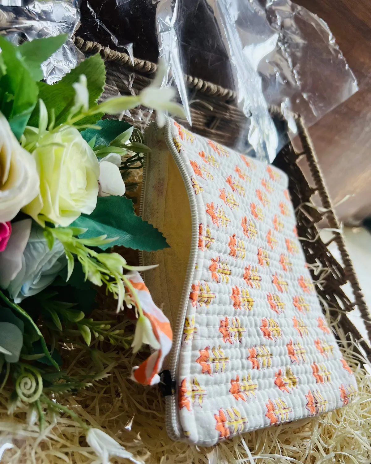 Sadabahar Quilted Pouch