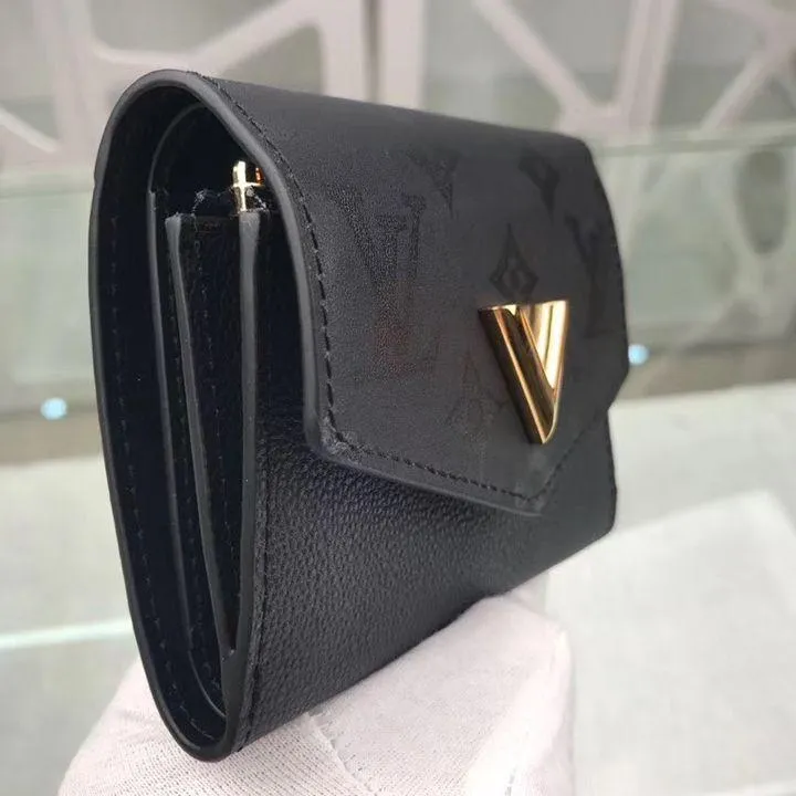 Very Compact Wallet